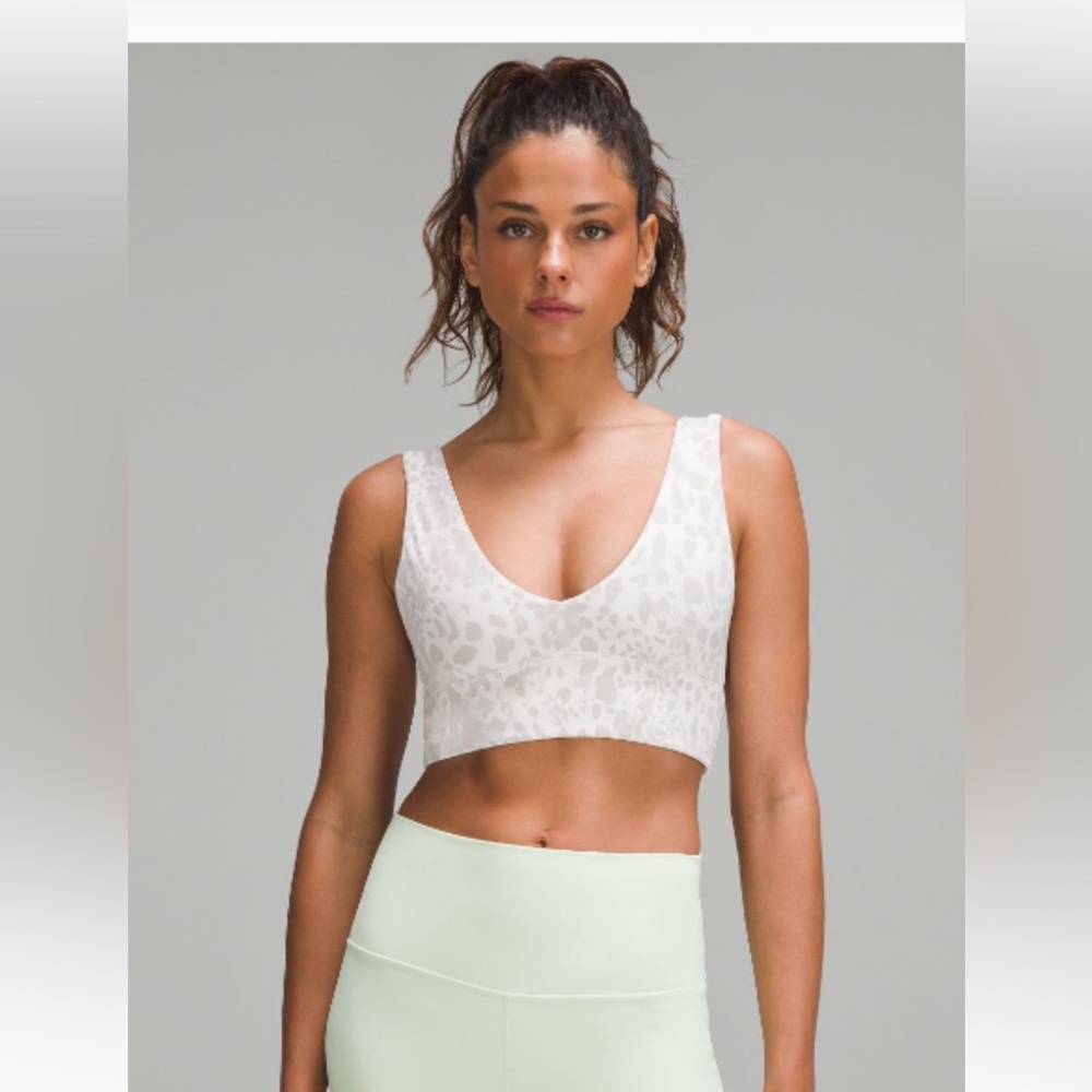 Lululemon Align V-Neck Bra